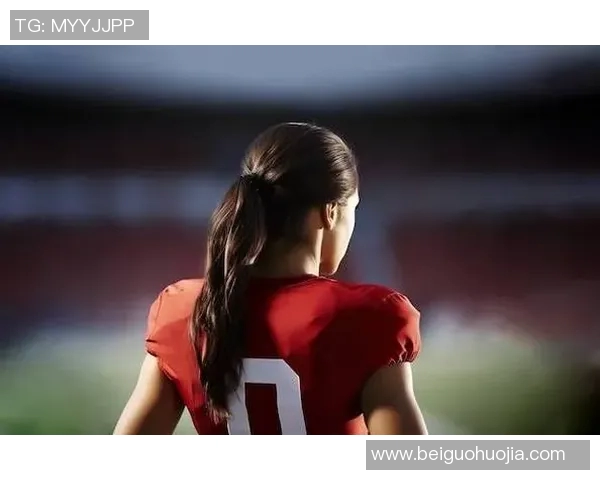 足球明星与女球迷的浪漫故事如何在绿茵场上绽放激情与梦想 足球明星与女球迷的浪漫故事如何在绿茵场上绽放激情与梦想