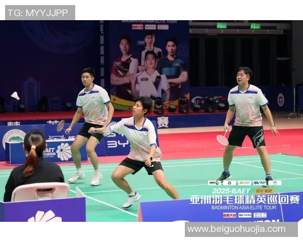 成都羽毛球队转型之路揭秘精英赛背后的奋斗与坚持